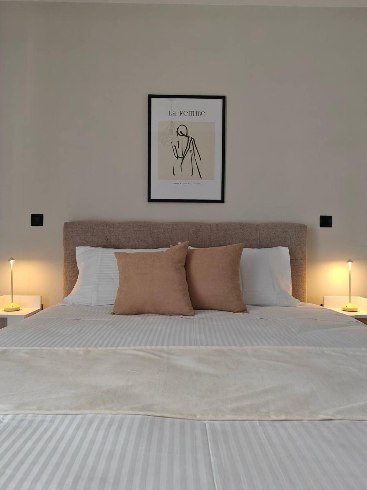 Orchidea Flat Tripoli